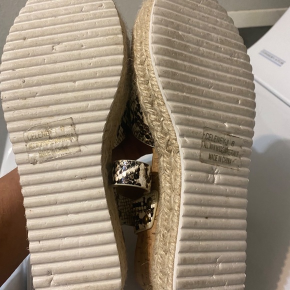 Wedge snakeskin sandals - Picture 4 of 6